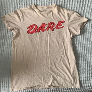 DARE tee